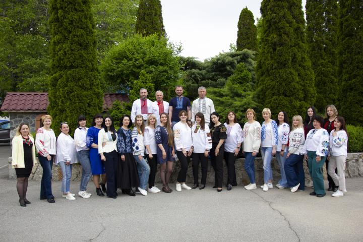 З Днем вишиванки!