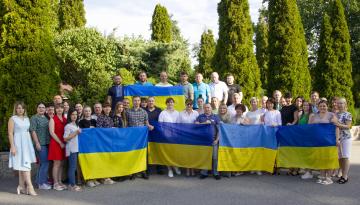Український прапор - наша гордість та найвідоміший символ України. 